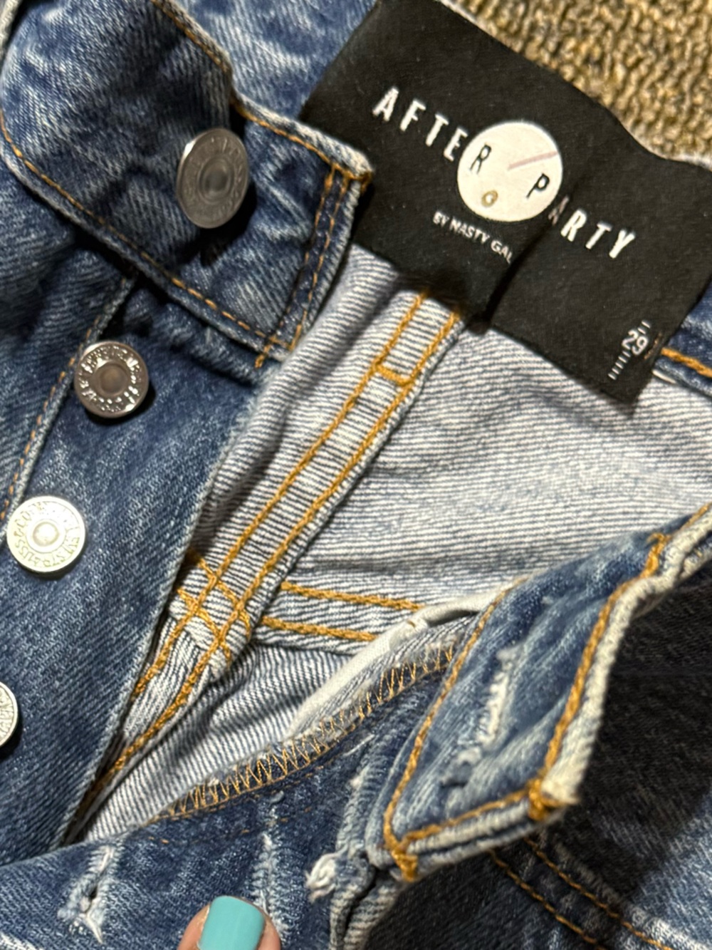 Nasty Gal After Party RARE Black Suede Starred Levis S29 - Picture 5 of 6